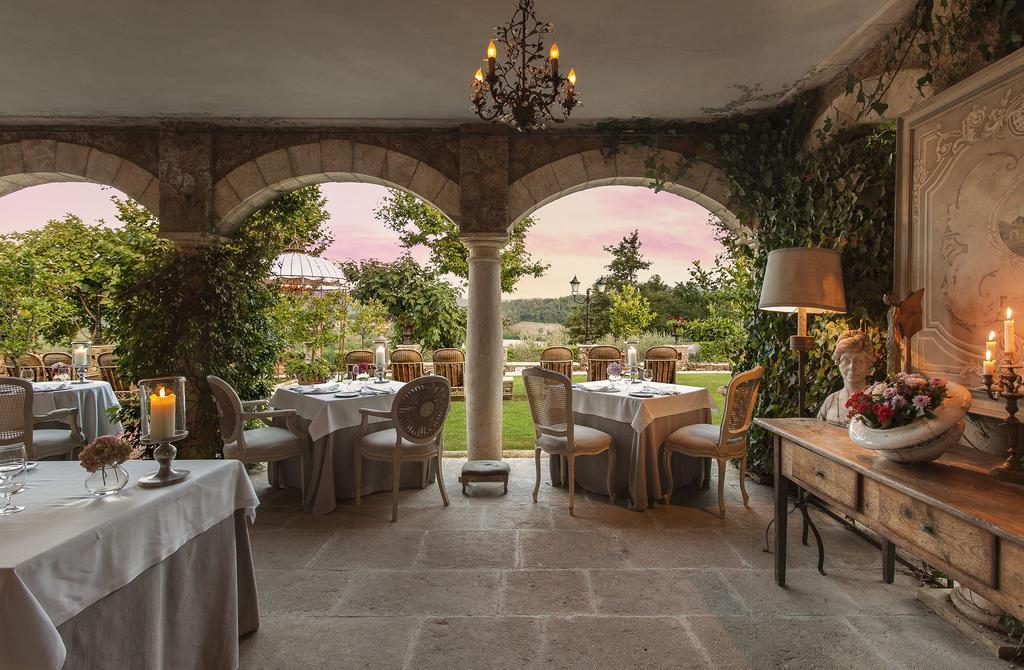 Hotel Borgo Santo Pietro à Chiusdino Extérieur photo